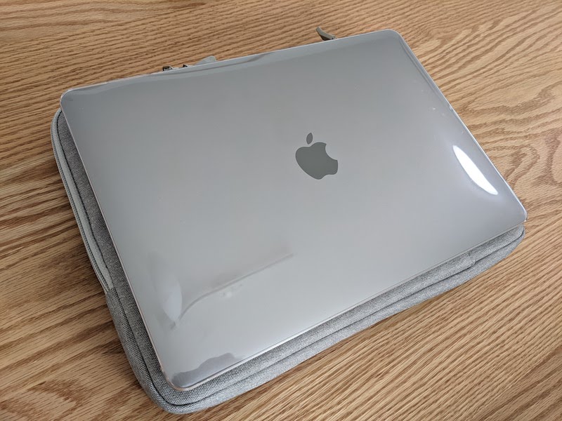 tomtocケースはM1 MacBook Air13インチにピッタリサイズ